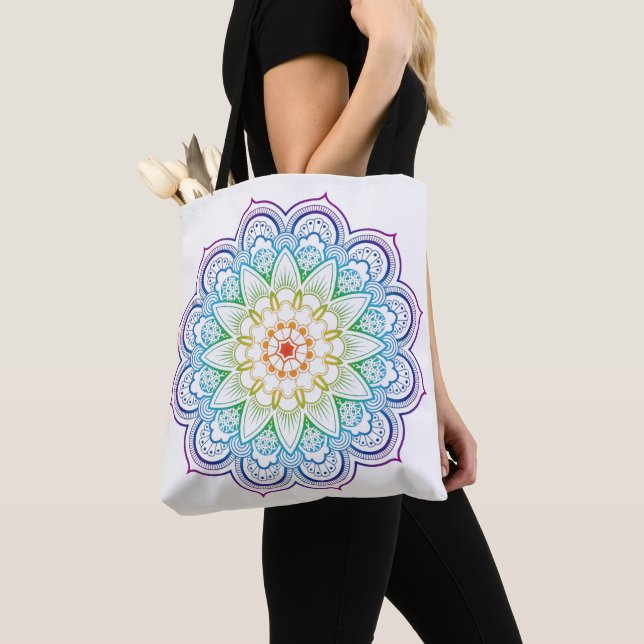 Tote Bag Mandala arc-en-ciel (De près)