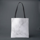 Tote Bag Marbre blanc avec monogramme et nom personnalisés<br><div class="desc">Marbre blanc avec Monogramme personnalisé et Nom Giftcaractérisé monogramme et nom en gris moderne sans serif style police sur arrière - plan en marbre blanc.

Parfait comme cadeau d'honneur,  cadeau de fête de la mère,  cadeau de vacances,  cadeau de réunion de famille et cadeau pour toutes les occasions spéciales.</div>
