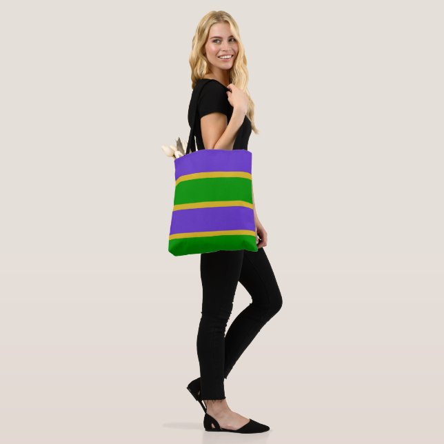 Tote Bag Mardi Gras Stripes (Sur le modèle)