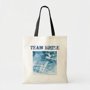 Tote Bag mariage vintage entre deux mains élégantes