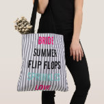 Tote Bag Mariée & Demoiselles d'Honneur Fête de Mariage Est<br><div class="desc">Chérie, elle adorera ce sac à main de thème de fête fabuleux, faites-en un ensemble-cadeau parfait avec un tee-shirt et une serviette de plage coordonnés. Un merveilleux souvenir de votre fête, cela restera un objet de collection pendant des années. Personnalisez-le comme vous le souhaitez, c'est un excellent cadeau d'anniversaire, de...</div>