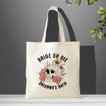 Tote Bag Mariée ou mort crâne noir favoritisme bachelorette<br><div class="desc">Le week-end de la mariée ou de la mort de la bachelorette favorise les sacs fourre-tout personnalisées mariées cadeaux fête de la mariée faveurs,  sac fourre-tout avec le squelette gothique crâne de la mariée cadeaux de mariées cadeaux</div>
