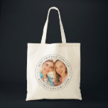 Tote Bag Meilleurs amis pour toujours BFF Simple Photo mode<br><div class="desc">Ce design simple et classique est composé de typographie serif et d'ajouter une photo personnalisée. "Best Friends Forever" tourne autour de la photo de vos amis</div>