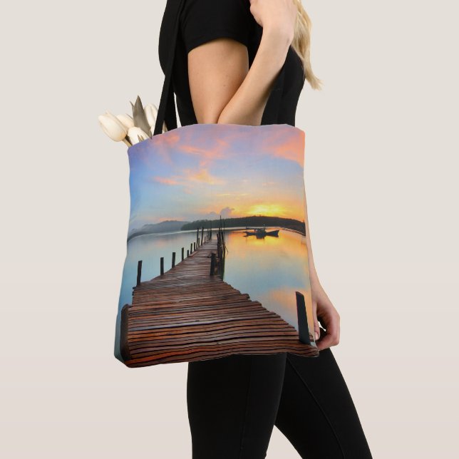 Tote Bag Mer de quai en bois dans le coucher de soleil colo (De près)