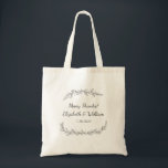Tote Bag Merci botanique de vigne de mariage rustique<br><div class="desc">Étonnez vos invités ou partie nuptiale avec ce sac fourre-tout comportant une vigne tirée par la main rustique simple et trois lignes de texte fait sur commande. Ajoutez votre salutation, les noms des jeunes mariés, date de mariage ou quelque texte vous aimez. Ajoutez les casse-croûte et d'autres articles à fourre-tout...</div>