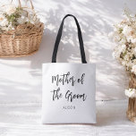 Tote Bag Mère du marié noir blanc<br><div class="desc">Sac fourre-tout de mariage pour la mère du marié en noir et blanc. Idéal pour les cadeaux de demoiselles d'honneur,  mariages,  cortège nuptial,  enterrement de vie de jeune fille,  dîner de répétition. Découvrez d'autres produits avec ce design dans la collection ci-dessous.</div>