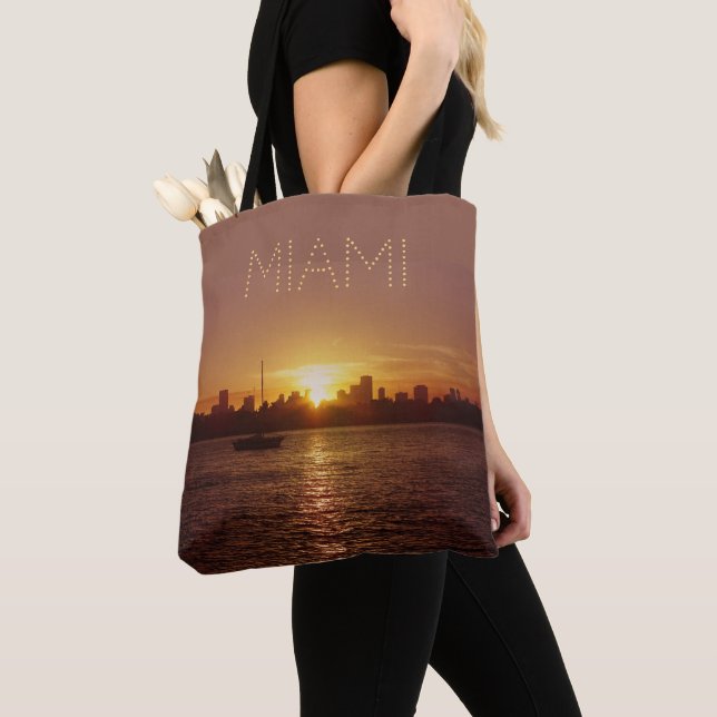 Tote Bag Miami Sunset Skyline (avec texte personnalisable e (De près)