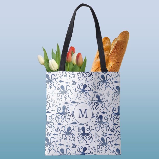 Tote Bag Monogramme de la Pieuvre Sous-Marine Aquarelle Ble (Modern monogram initial personalized blue and white watercolor octopus pattern bag)