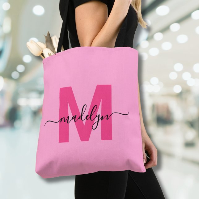 Tote Bag Monogramme de nom de script moderne tendance rose  (Girly Pink Trendy Modern Script Name Monogram Tote Bag)