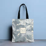 Tote Bag Monogramme Feuilles floraux gris rétro<br><div class="desc">Ce design floral vintage présente des feuilles gris ornementaux doux sur un arrière - plan crème doux avec votre monogramme personnalisé. Personnalisez en modifiant le texte dans la zone de texte. Elégant et élégant. #floral #fleurs #feuillage #botanical #vintage #bohemian #grey #grey #cream #stylish #élégance #tendance #design #design #style #interiordesign #décoration...</div>