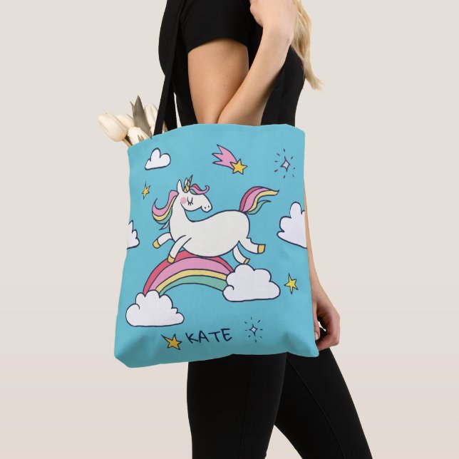 Tote Bag Monogramme. Kawaii Cute Doodle Rainbow Unicorn (De près)