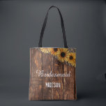 Tote Bag Monogramme Mariage de tournesol en bois rustique e<br><div class="desc">Rustic Wood & Burlap Sunflower Country Farmhouse Chic Mariage Sacs fourre-tout Monogram - Avec une police de script de brosse tendance! ~ Regardez ma boutique pour voir l'ensemble de la suite mariage pour ce design!</div>
