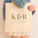 Tote Bag Monogramme mariage minimaliste Or simple élégant<br><div class="desc">Une collection minimaliste de monogramme mariage design de produits avec typographie traditionnelle classique en or. Le design parfaitement personnalisé pour votre journée spéciale !</div>