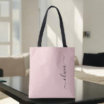 Tote Bag Monogramme rose rousse Dusty<br><div class="desc">Blush Dusty Pink Elegant Ajoutez Votre Propre Nom Monogramme Livre Sac. Ce sac de livre peut être customisé pour inclure votre nom initial et prénom et donné comme cadeau pour Noël,  Sweet 16 Anniversaire,  Fête des mariées ou un Mariage.</div>