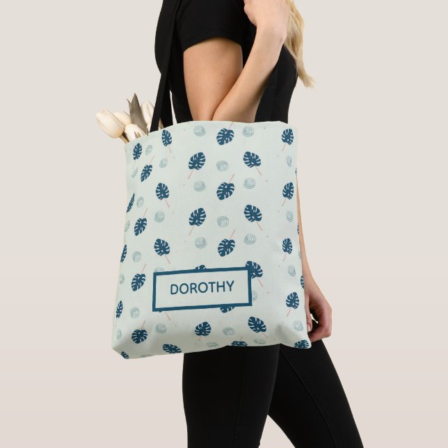 Tote Bag Monstère tropicale monogramme feuille sur bleu (De près)