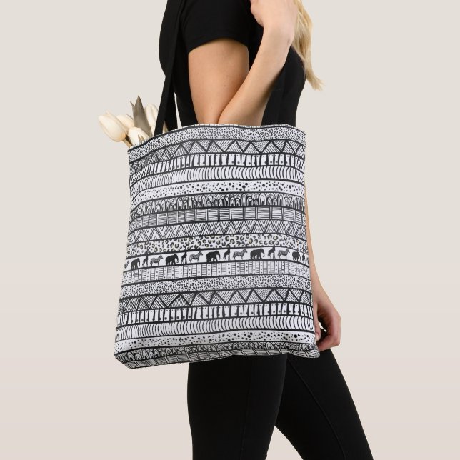Tote Bag Motif africain tribal noir blanc (De près)