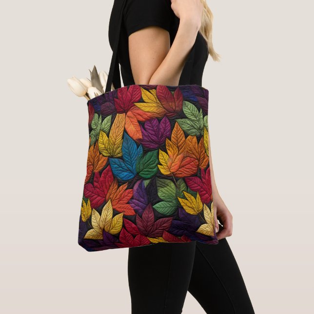 Tote Bag Motif brodé de automne (De près)