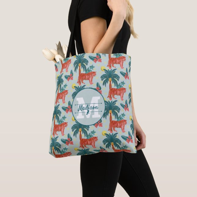 Tote Bag Motif de tigre tropical bleu et rose personnalisé (De près)