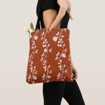 Motif Élégant de Vigne Florale Blanche sur Terraco