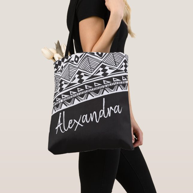Tote Bag Motif tribal gris foncé blanc personnalisé (De près)