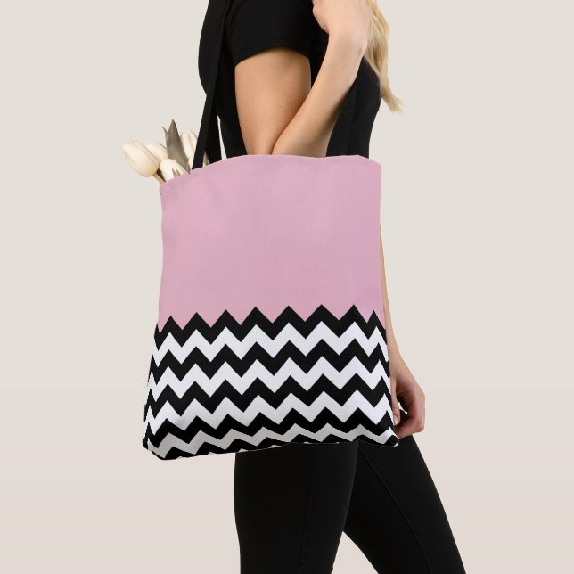 Tote Bag Motif Zigzag noir et blanc, Chevron, rose (De près)