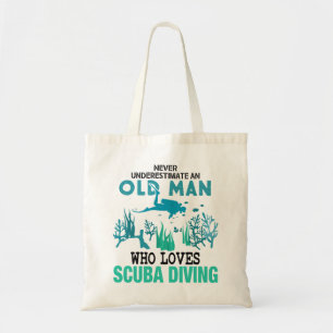 Tote Bag Ne Sous-Estimez Jamais Un Vieux Homme Qui Aime La