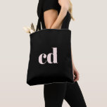 Tote Bag Noir rose or monogramme initiales élégant moderne<br><div class="desc">Un arrière - plan noir classique et chic. Personnalisez et ajoutez vos initiales de monogramme écrites avec des lettres en blocs de couleur or rose féminine et girly. Moderne,  tendance et simple.</div>