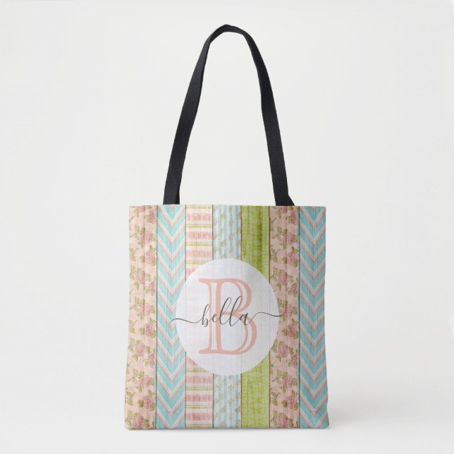 Tote Bag Nom du monogramme Roses de Shabby sur le chalet ru (Devant)