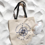 Tote Bag Noms personnalisés du Rose de boussole nautique<br><div class="desc">Un sac fourre-tout rose de boussole de style minimaliste et élégant pour votre mariage. Il dispose d'une marine unique et de style nautique blanc.</div>