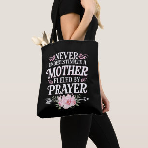 Tote Bag N'underestimez jamais une mère alimentée par la pr
