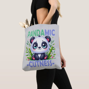Tote Bag Pandamic Cuteness Pun. Caricature du bébé Panda