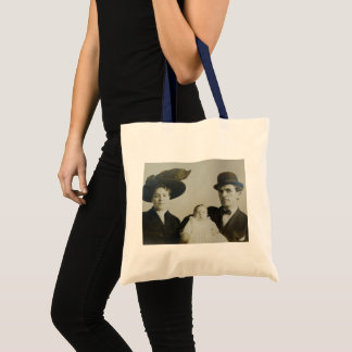 Tote Bag Papa malaisé dans la famille Bowler RPPC B&W Photo