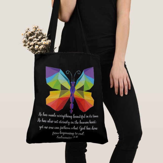 Tote Bag Papillon peint avec vers de Ecclesiastes 3:11 (De près)