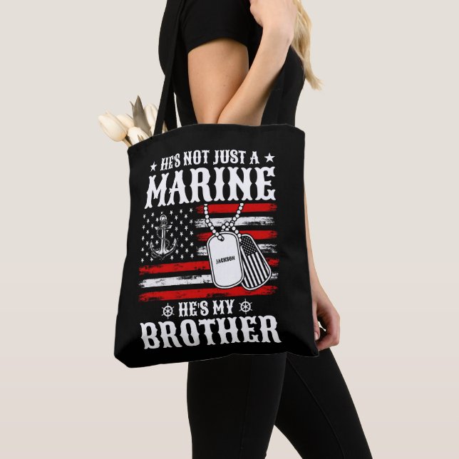Tote Bag Pas seulement un marin, c'est mon frère patriote d (De près)