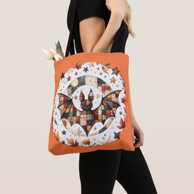 Tote Bag Patchwork Chat d'Halloween aux couleurs d'automne (De près)