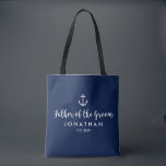 Tote Bag Père fait sur commande de mariage nautique d'Ancre<br><div class="desc">Étonnez le père du marié avec ce sac fourre-tout personnalisé comportant une conception nautique avec une ancre blanche réglée sur un fond de marine. Customisez en ajoutant son nom et votre date de mariage. Une grande taille pour épouser des bases : habillement, chaussures, casse-croûte, eau, etc. supplémentaires. Le parfait aller-au...</div>