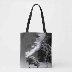 TOTE BAG PHOTO DE LA PERSONNE SUR LA ROUTE ENTRE ARBRES