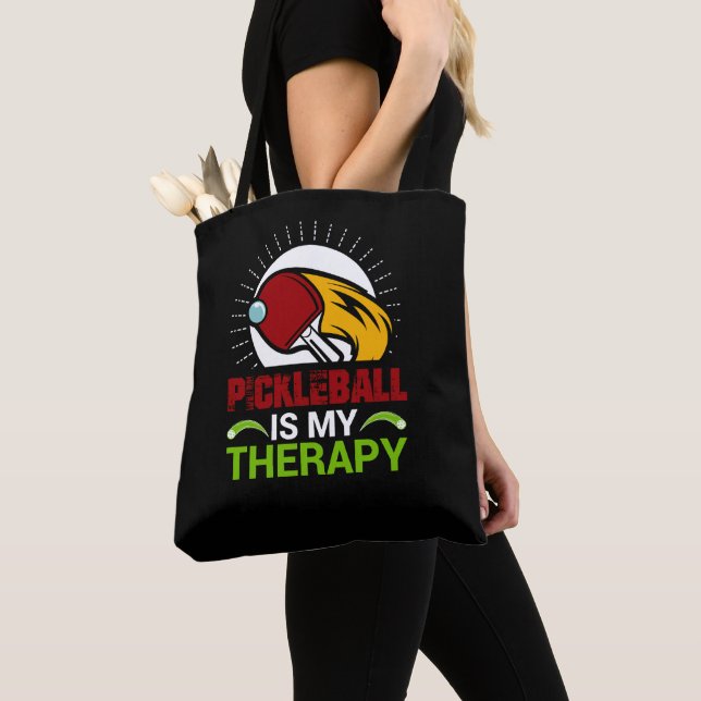 Tote Bag Pickleball Therapy : une fuite joueuse à la cour (De près)