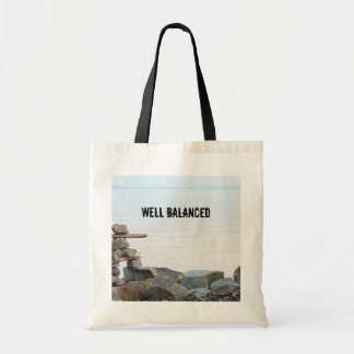 Tote Bag Piège rocheux près de la plage. photo de Hao zhang