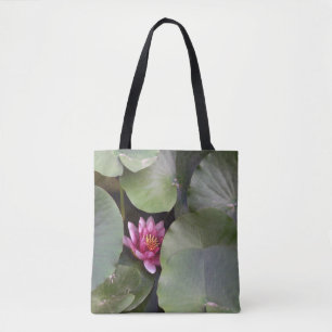 Tote Bag Pink Lotus Blossom parmi la photographie Feuille