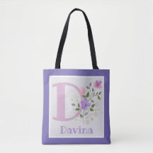 Première initiale plus nom Davina avec des fleurs
