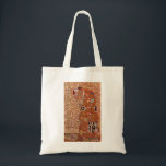 Tote Bag Réalisé par Gustav Klimt, Art Nouveau vintage<br><div class="desc">L'Accomplissement (alias L'Étreinte) (1909) par Gustav Klimt est un tableau portrait d'amour et de romance de l'ère victorienne symboliste, représentant un jeune couple s'étreignant avant de s'embrasser.</div>