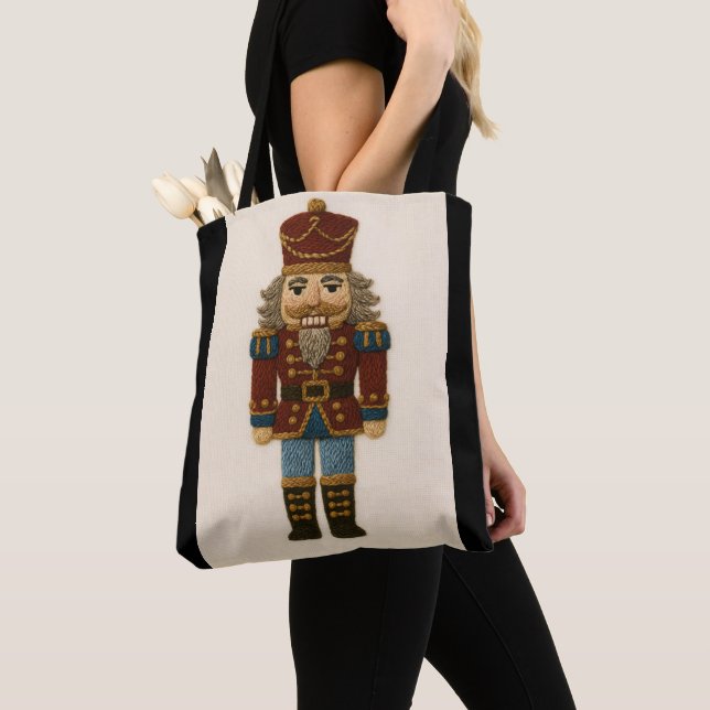 Tote Bag Regarder brodé Noisette de Noël (De près)