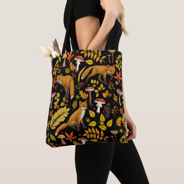 Tote Bag Renard d'automne sur noir (De près)