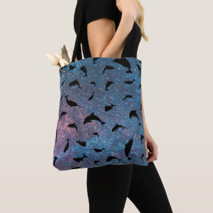 Tote Bag requin de l'ombre baleine sur galaxie en pente
