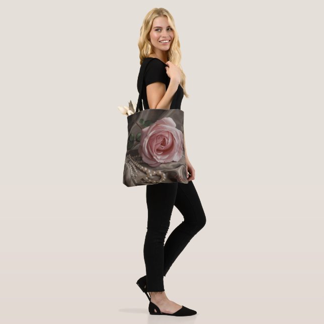 Tote Bag Rose Silken (Sur le modèle)