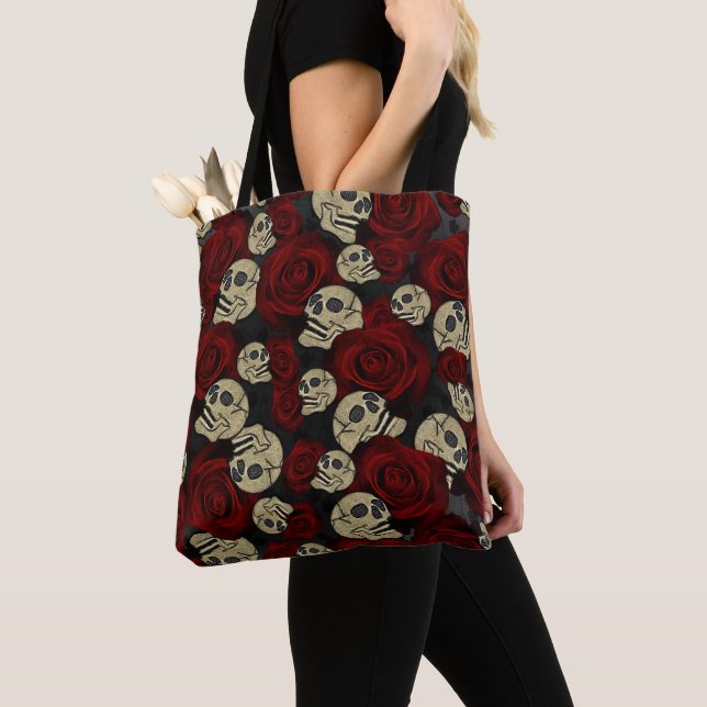 Tote Bag Roses Rouges & Crânes Floral Gothique Gris Noir (De près)
