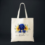Tote Bag Royal Blue Rustic Tournesol moderne Mariage mariée<br><div class="desc">Sac fourre-tout de mariage campagnard rustique élégant et moderne avec tournesol jaune vif, pivoines bleues royales, souffle bébé, cadre floral gypsophila / couronne avec feuilles eucalyptus. S'il vous plaît trouver d'autres modèles et variantes de mon magasin "blissweddingpaperie". Et n'hésitez pas à me contacter pour plus de personnalisation ou de correspondance...</div>