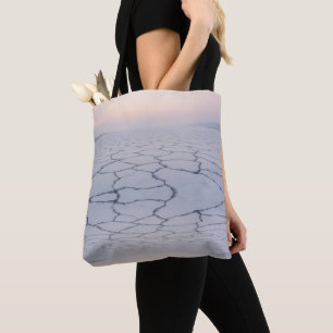 Tote Bag Salt Flats à l'aube : Paysage minimaliste éthéré