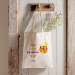 Tote Bag Sangria Bachelorette Party Beach Week-end<br><div class="desc">Ce sac fourre-tout présente une illustration colorée d'un verre de sangria et les mots : Sun,  Sand,  Sangria,  Slay. Offrez-les à toutes vos filles pour votre soirée bachelorette ou week-end mariage. Customisez avec vos informations et changez tout libellé pour convenir à votre style.</div>